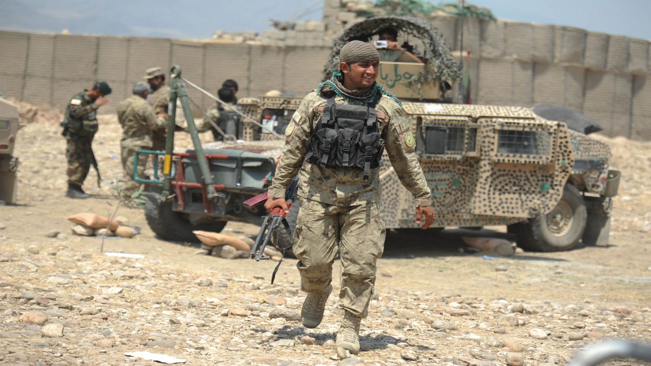 Αφγανιστάν: Στρατιώτης άρχισε να πυροβολεί Αμερικανούς ...