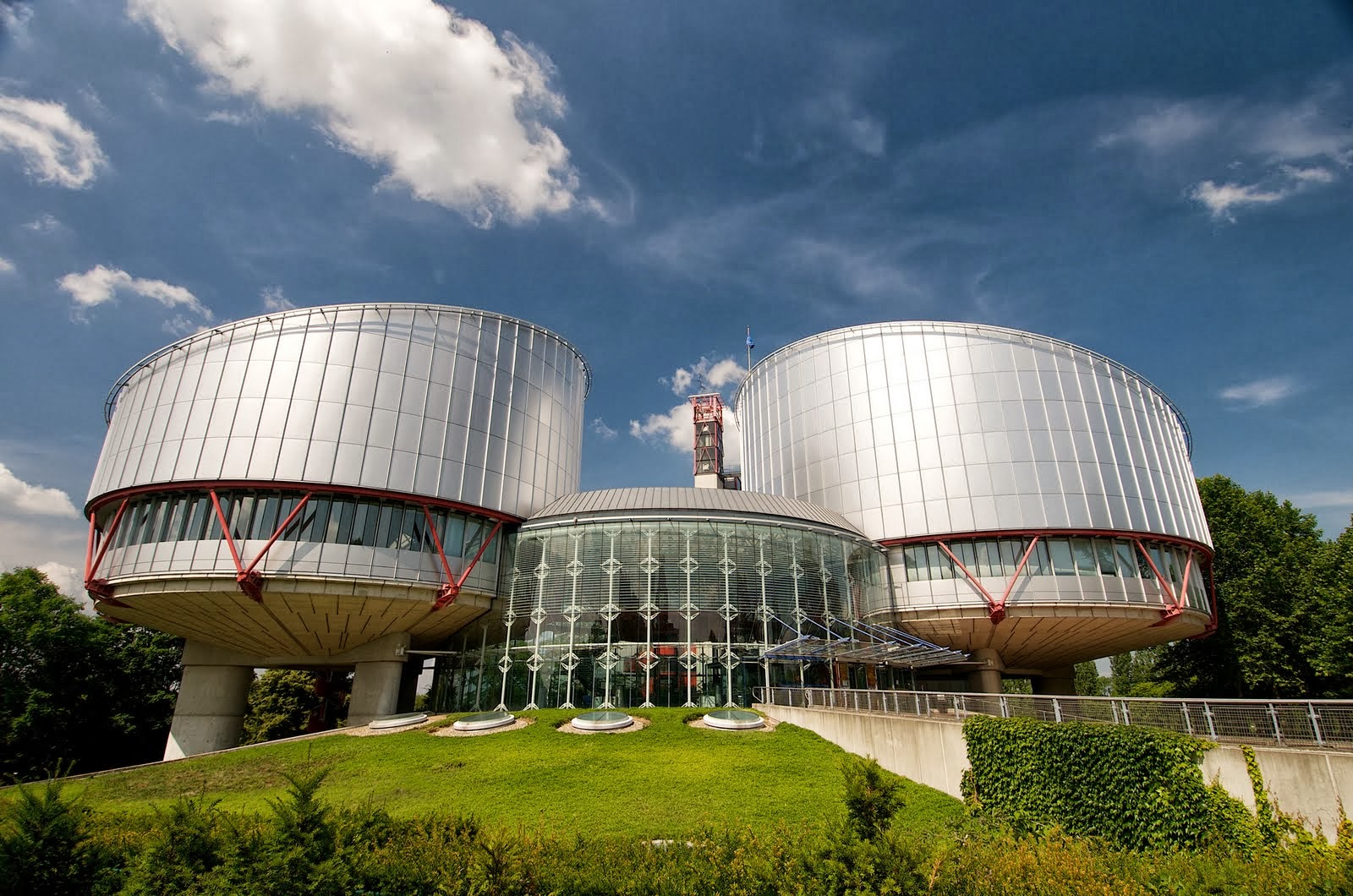 Χάκερς Ευρωπαϊκό δικαστήριο Δικαιωμάτων